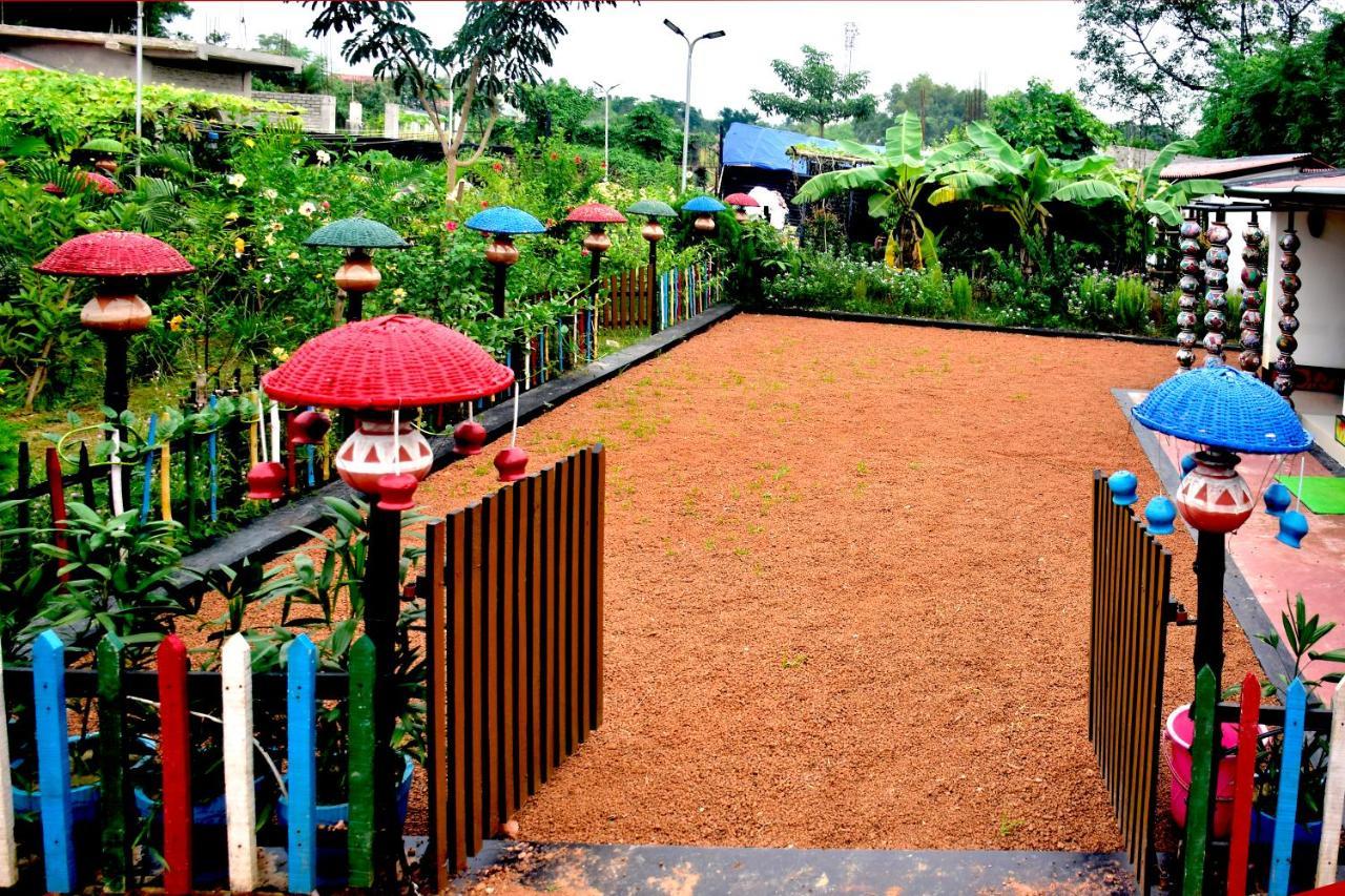 Panchobon Art Resort Шантиникетан Экстерьер фото