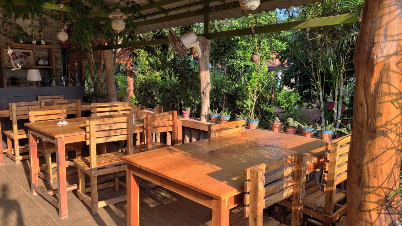 Panchobon Art Resort Шантиникетан Экстерьер фото