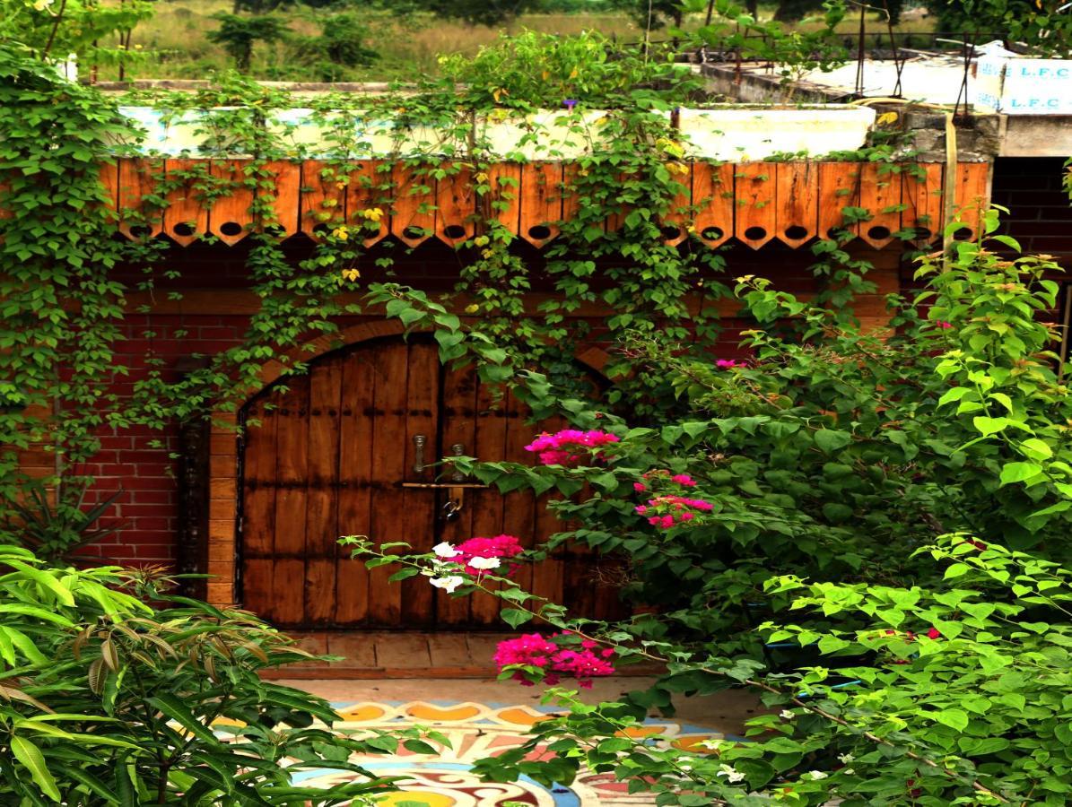Panchobon Art Resort Шантиникетан Экстерьер фото