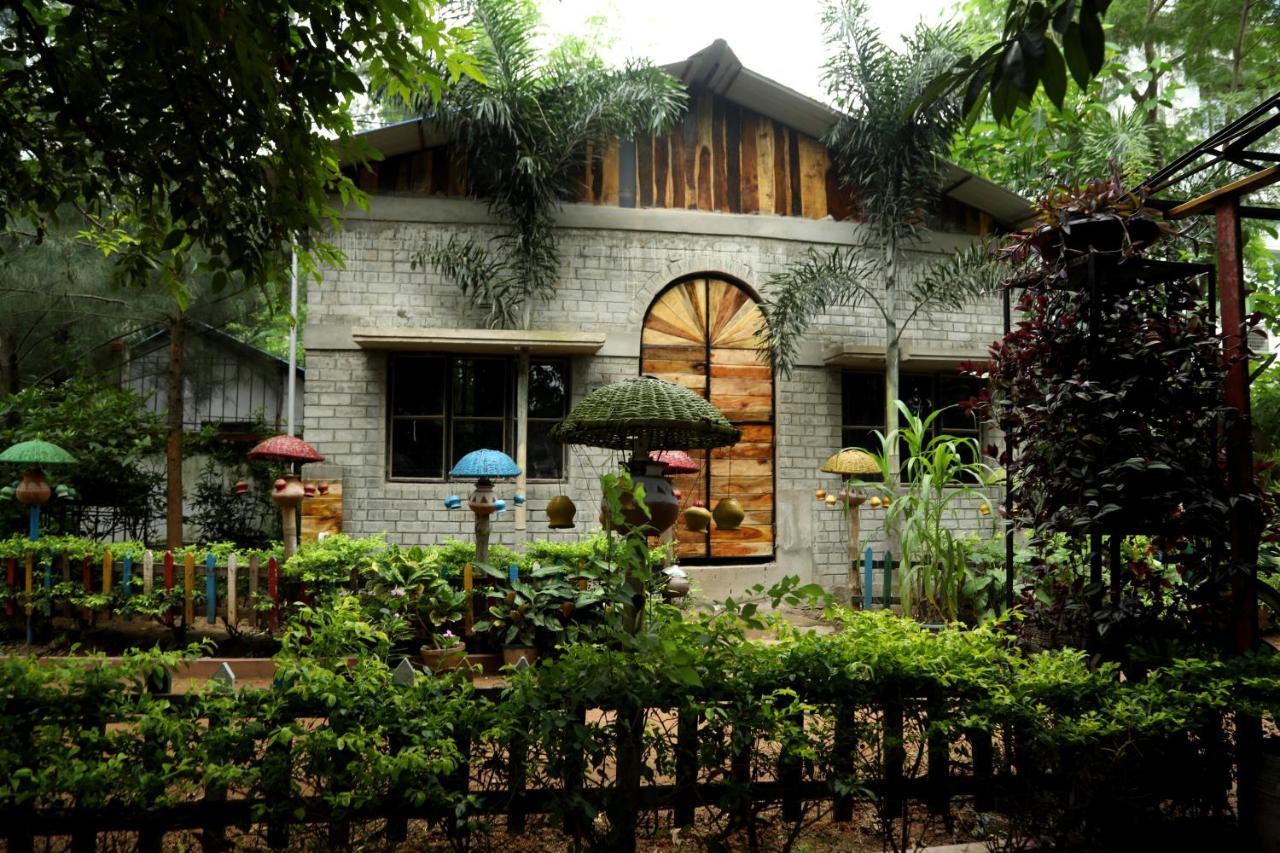 Panchobon Art Resort Шантиникетан Экстерьер фото