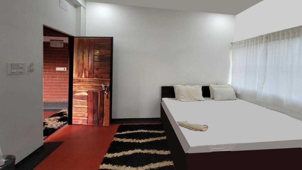Panchobon Art Resort Шантиникетан Экстерьер фото